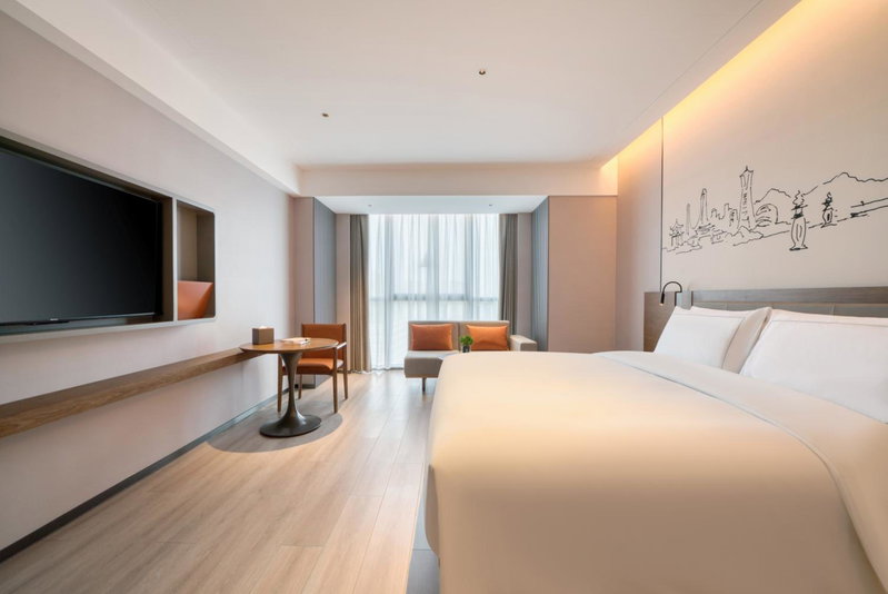 UrCove by HYATT Hangzhou North Grand Canal, Hangzhou, China