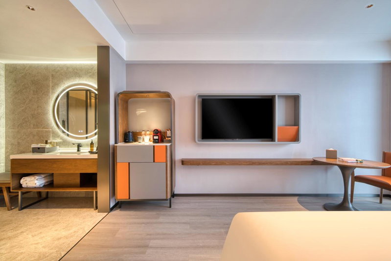 UrCove by HYATT Hangzhou North Grand Canal, Hangzhou, China