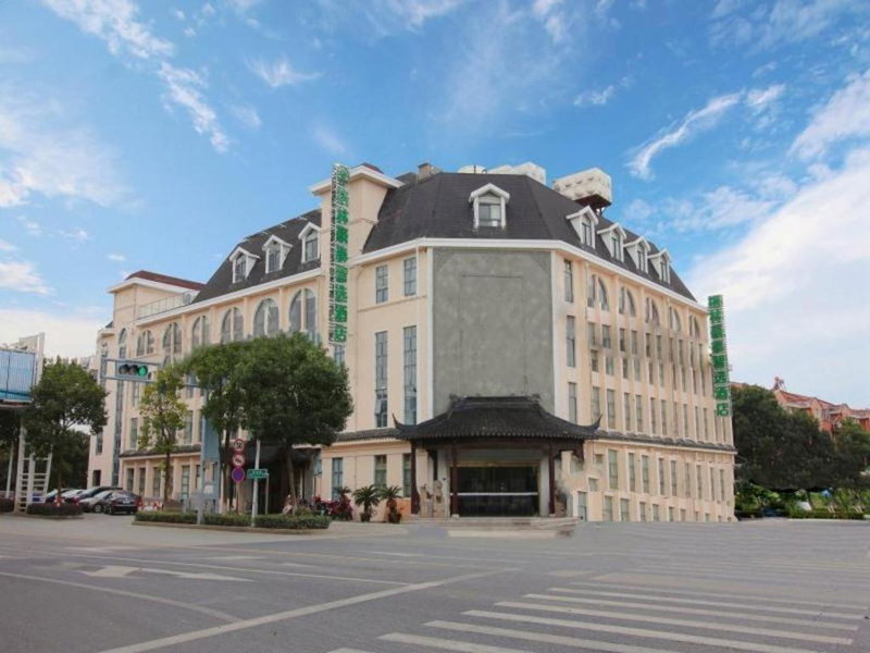 GreenTree Inn Express Suzhou Tai Lake Xukou Huadun Metro Station, Suzhou, China
