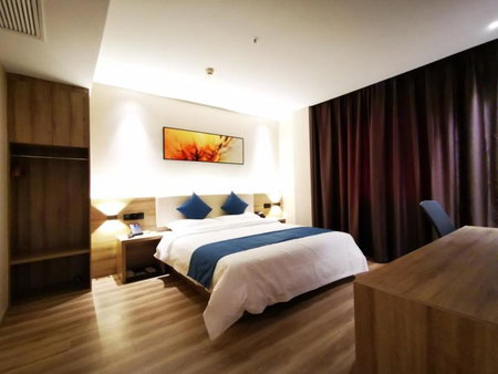 VX Wuxi Huishan District Yuqi Gonggye Yuan Zhengzhong Road Hotel, Yuqi, China