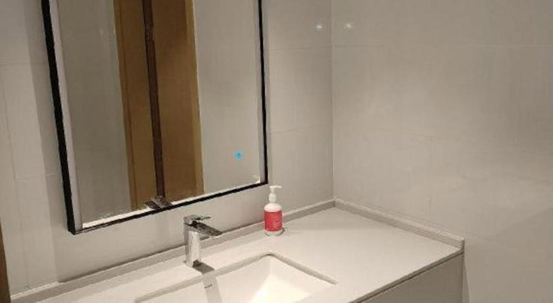 City Comfort Inn Hotel Wuhan Jiufeng Mountain Forest Park, Wuhan, China