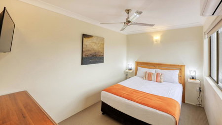 L'Amor Holiday Apartments, Yeppoon, Australia