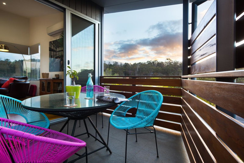 Azura, Daylesford, Australia