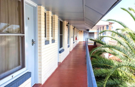 Cowra Motor Inn, Cowra, Australia