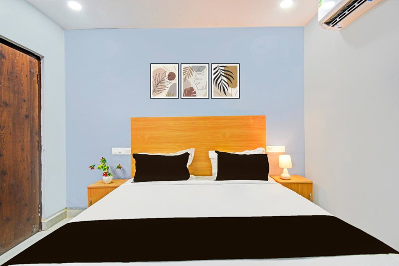 Hotel O RBS Square Inn Uppal, Hyderabad, India