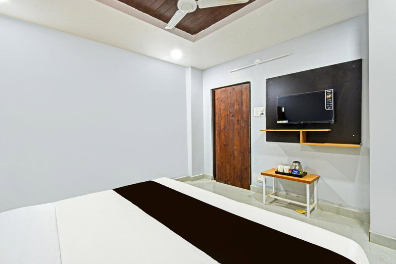 Hotel O RBS Square Inn Uppal, Hyderabad, India
