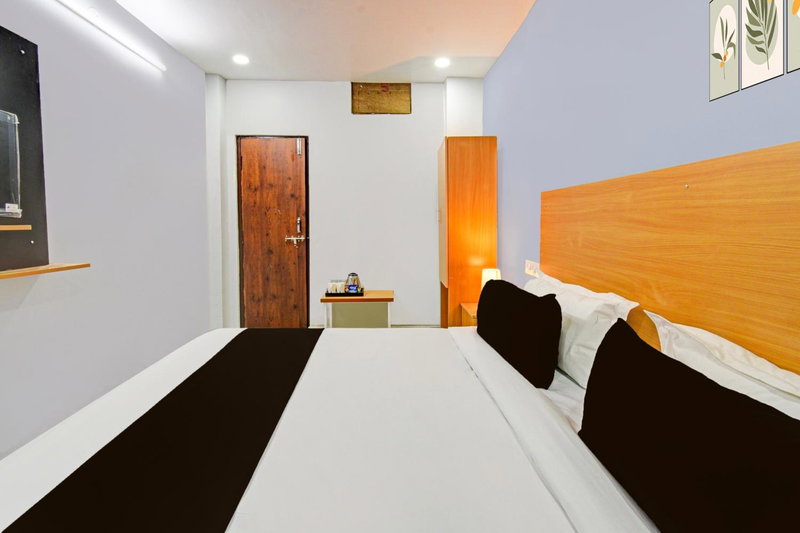 Hotel O RBS Square Inn Uppal, Hyderabad, India