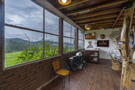 Zostel Homes Harabhag, Jogindernagar, Bīr, India