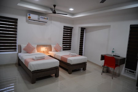 Chandra Inn, Kollam, India