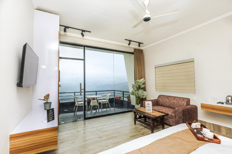 Rumuk Boutique Resort - Offbeat escape, Dhanaulti, India