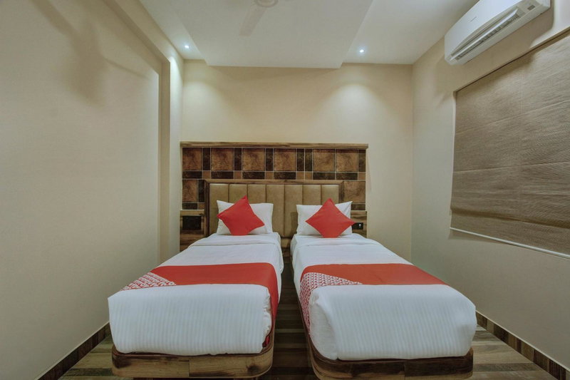 Laxman Residency, Kulurkudrū, India