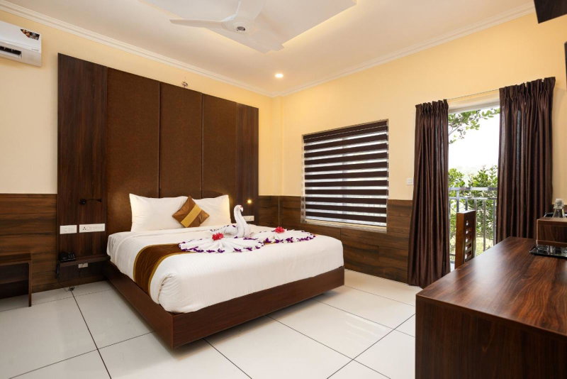 Star Emirates Luxury Resort and Spa, Munnar, Anachal, India