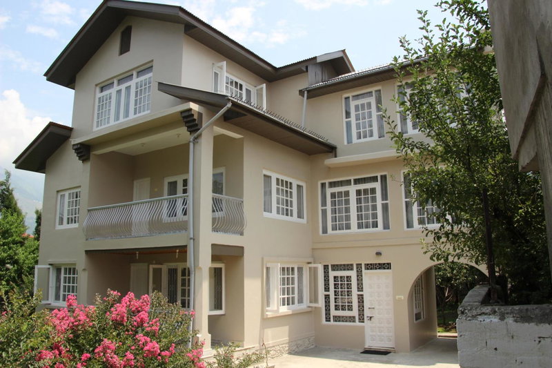 Snow Leopard Lodge, Srinagar, India