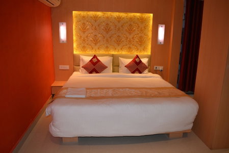 The Red Velvet Hotel, Danapur, India