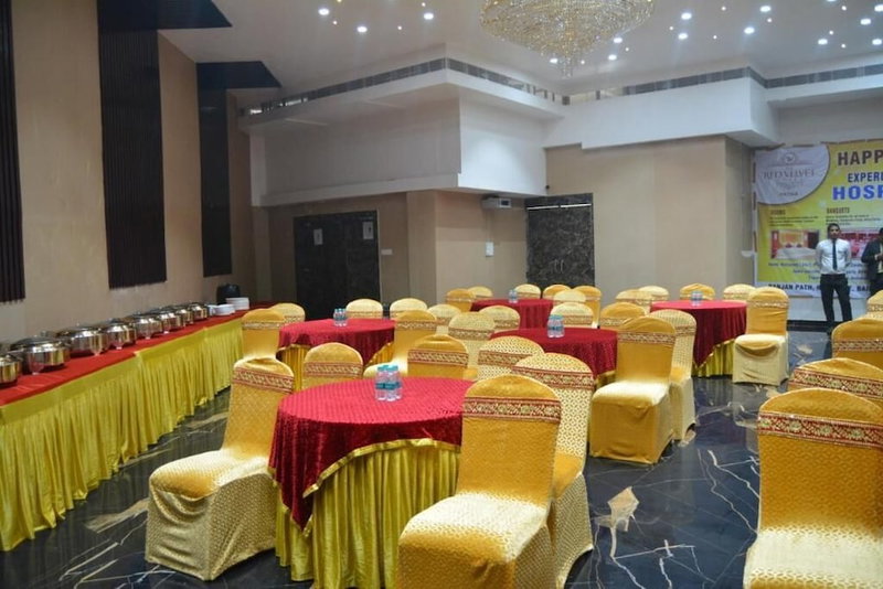 The Red Velvet Hotel, Danapur, India