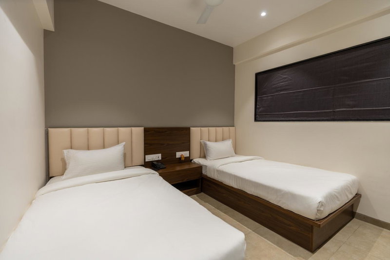 The Living Hub Business Hotel, Kolhapur, Kolhapur, India