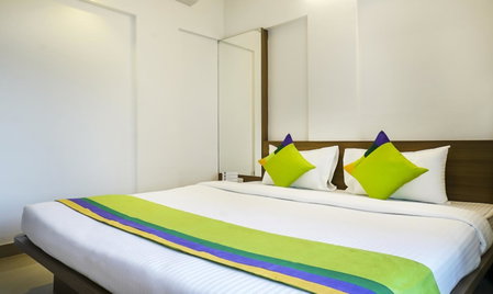 Treebo Luxe Suite, Shivaji Nagar, Pune, India