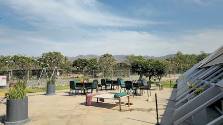 Mana Hotel, Desuri, India