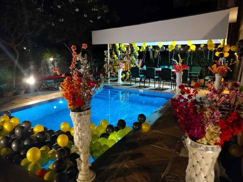 Mana Hotel, Desuri, India