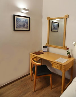 Golden Parkk Hotel, Kolkata, India
