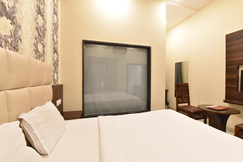 Hotel Dosa plaza, Udaipur, India