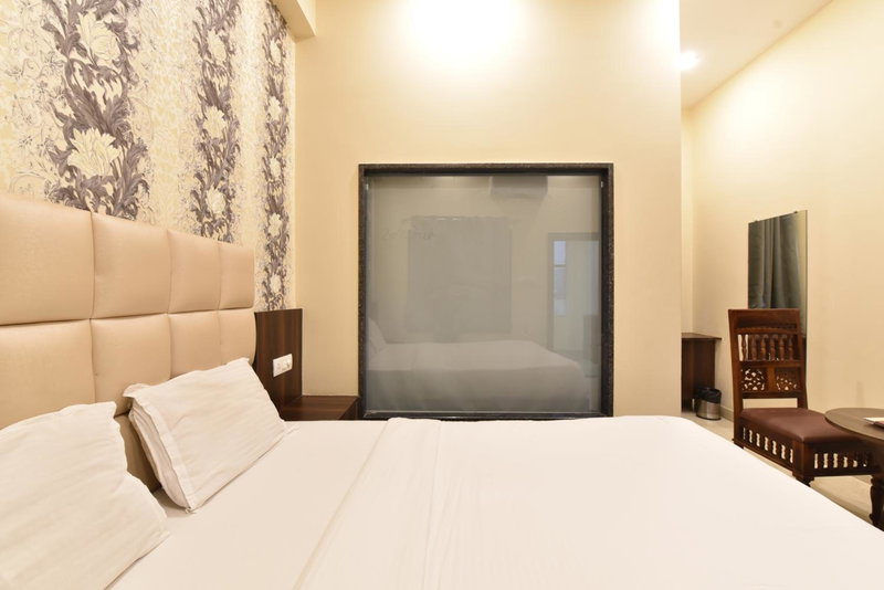 Hotel Dosa plaza, Udaipur, India