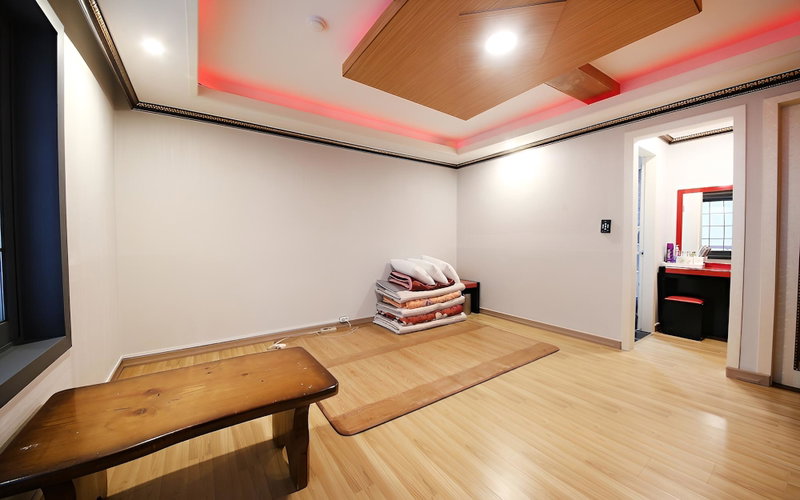 Gwangju Yongbongdong Hotel Agnes, Gwangju, South Korea