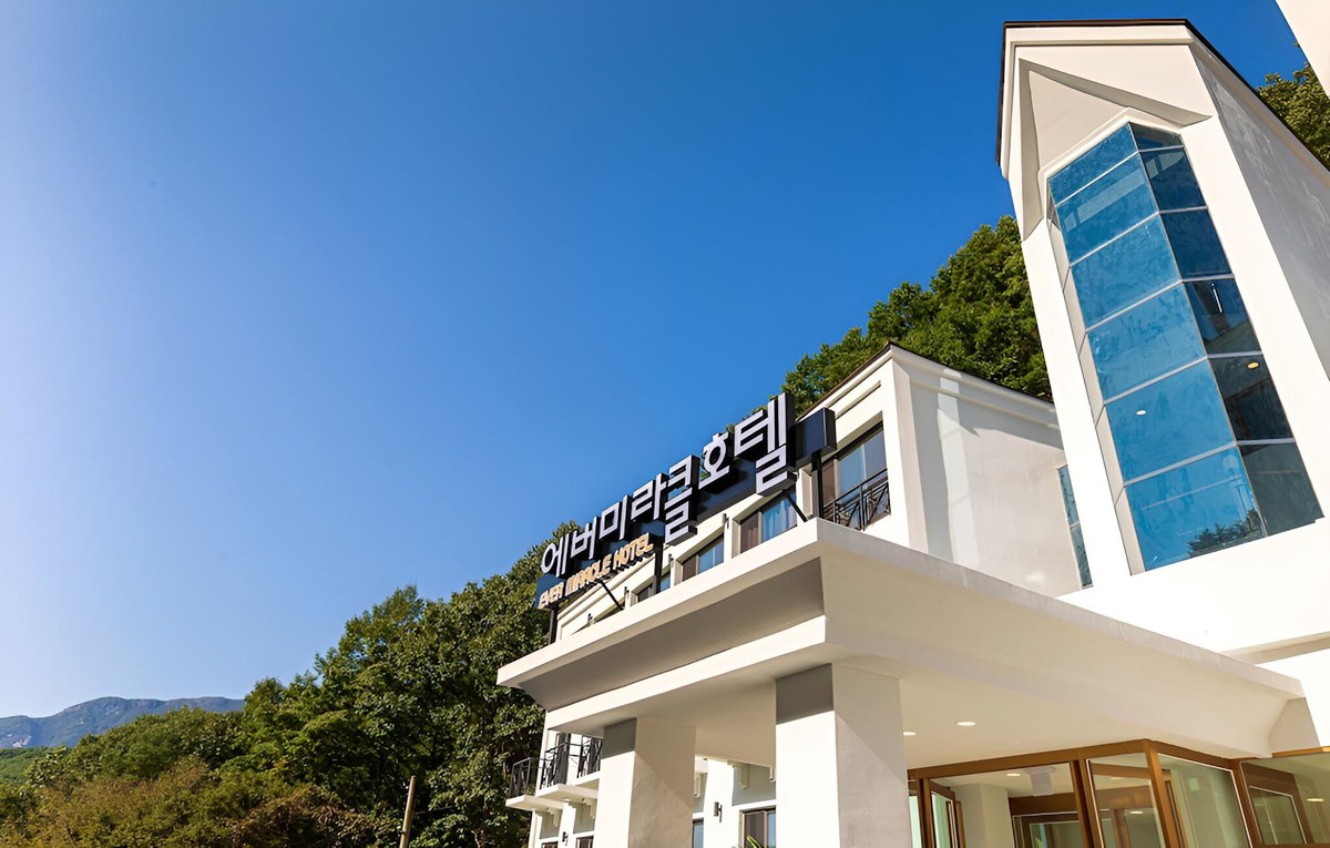 Hotel · Ever Miracle Hotel, Miryang