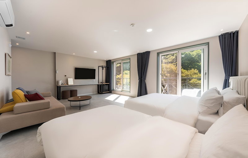Ever Miracle Hotel, Miryang, South Korea