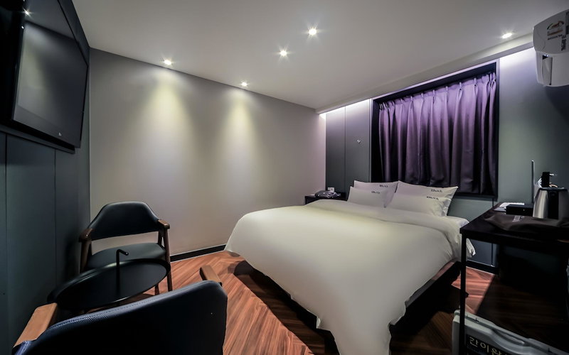Busan Daeyeondong Hotel Smith, Busan, South Korea