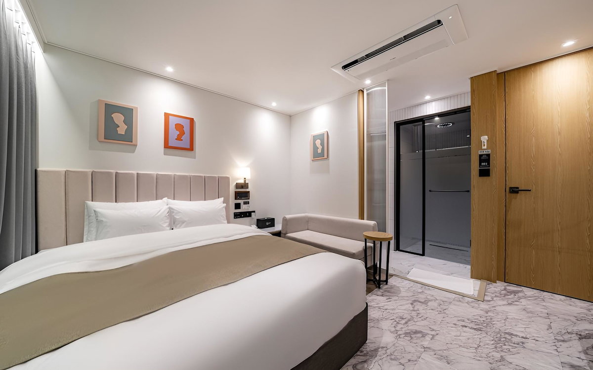 Busan Songjeong Brooks Hotel, South Korea