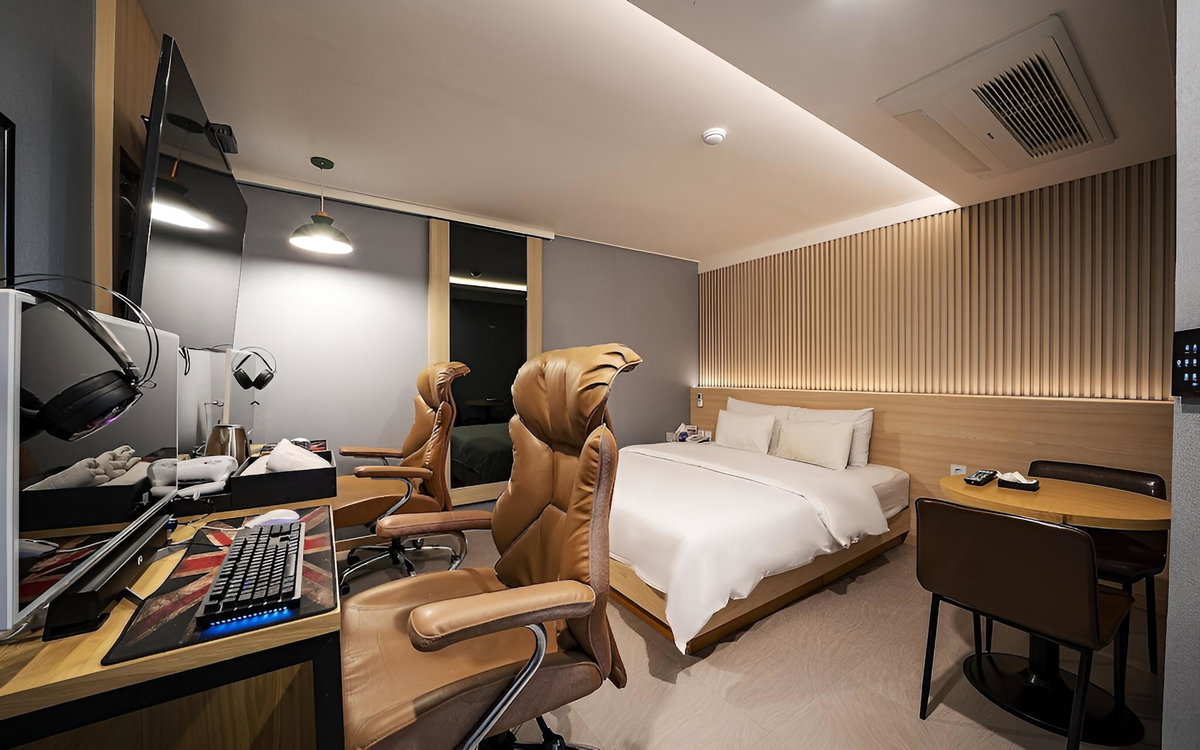 Wolgot Seven, South Korea