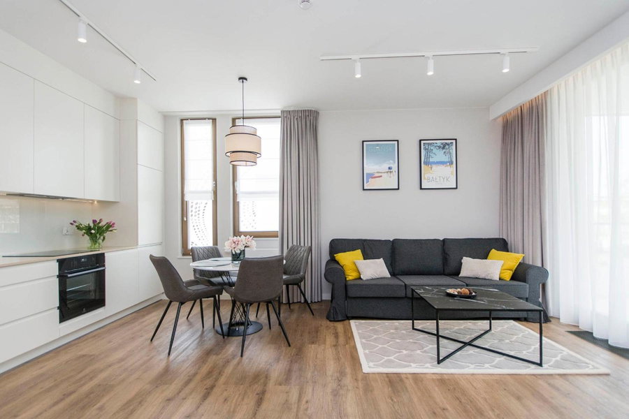 Yellow Rentyear Apartments, Gdańsk, Poland