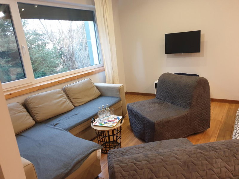 Maly apartament w zieleni blisko jeziora, Środa Wielkopolska, Poland