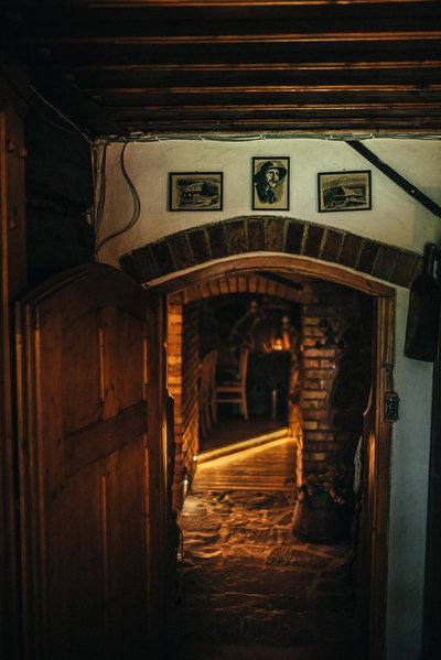 Chata na Groniu, Meszna, Poland