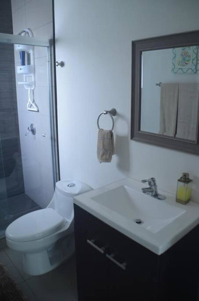 #CasaMare - Privada a una cuadra del mar con AC, Ensenada, Mexico