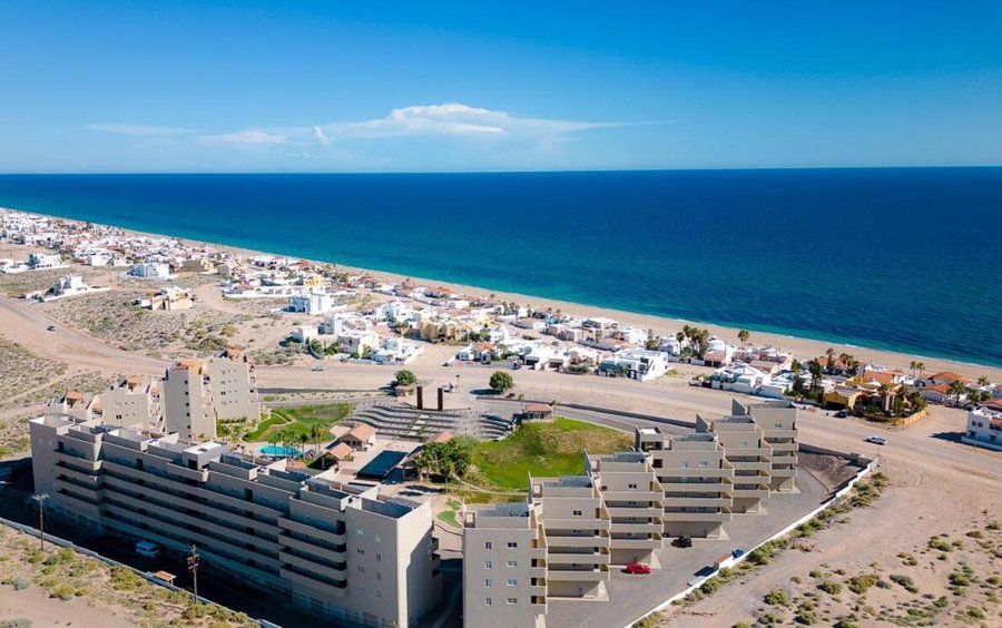 Beautiful Condo La Joya - Near Beach with Views, Puerto Peñasco, Mexico