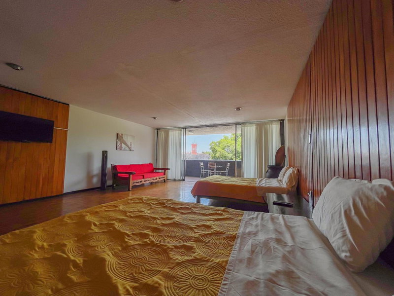 Suites Las Plazas, Cuernavaca, Mexico