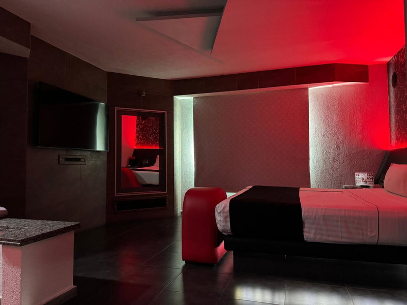 Kuboz Motor Hotel (Motel y Hotel), Guadalajara, Mexico