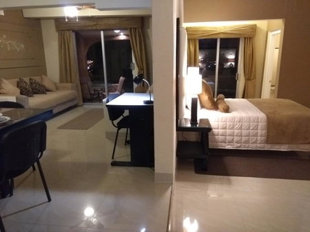 Hermoso Depto por UACH II Con Terraza y linda vista, Chihuahua, Mexico