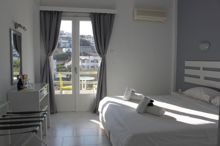Syros Holidays, Vari, Greece
