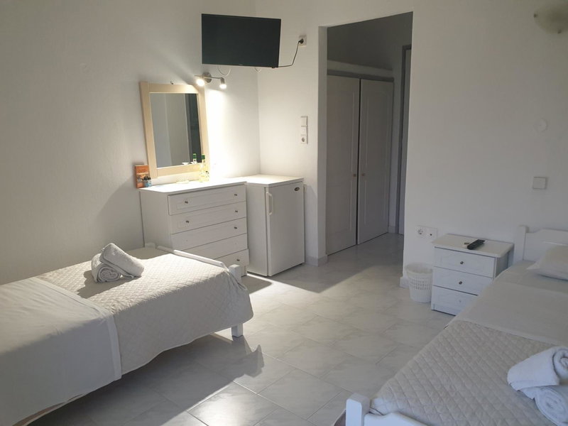 Syros Holidays, Vari, Greece