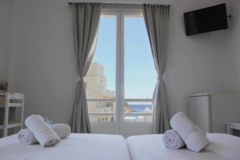 Syros Holidays, Vari, Greece