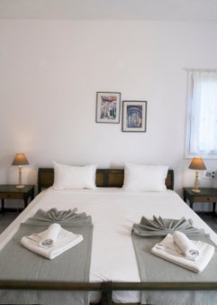 Astra Hotel Apartments, Kato Daratso, Greece