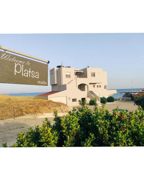 Platsa Apartments, Megas Limnionas, Greece