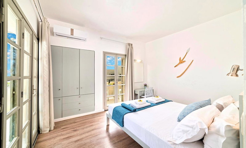 Elounda Garden Suites Heated Pool, Elounda, Greece