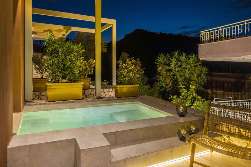 Assos Chromata Villas, Kefalonia, Greece