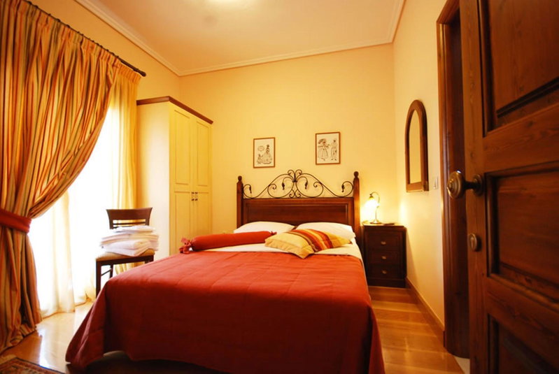 Valentini Guesthouse, Karpenision, Greece