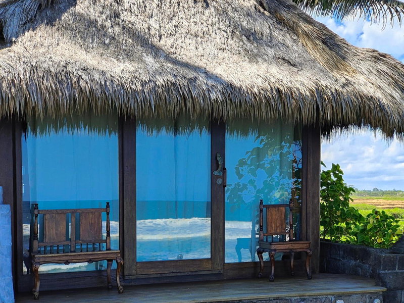Beachfront Villa Nixie and the Sea Tabanan, Tabanan, Indonesia