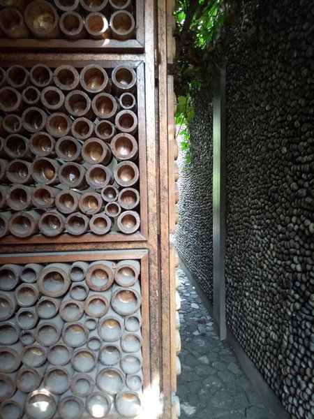 Helena Guest House, Rampal, Indonesia